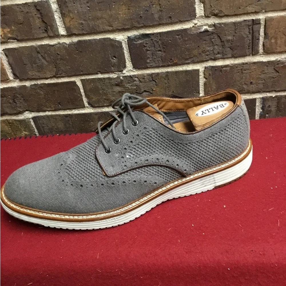 Johnston & Murphy Gray Knit Oxford with Brown Trim
